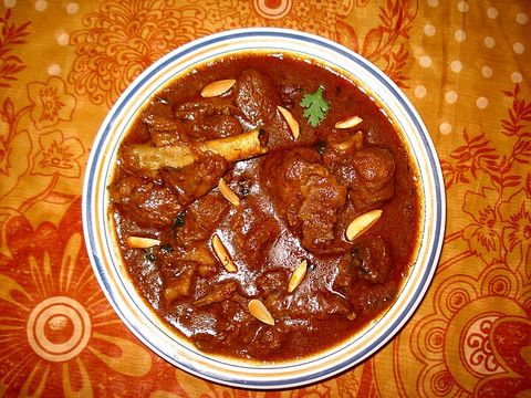 Slow-cooked mutton rogan josh